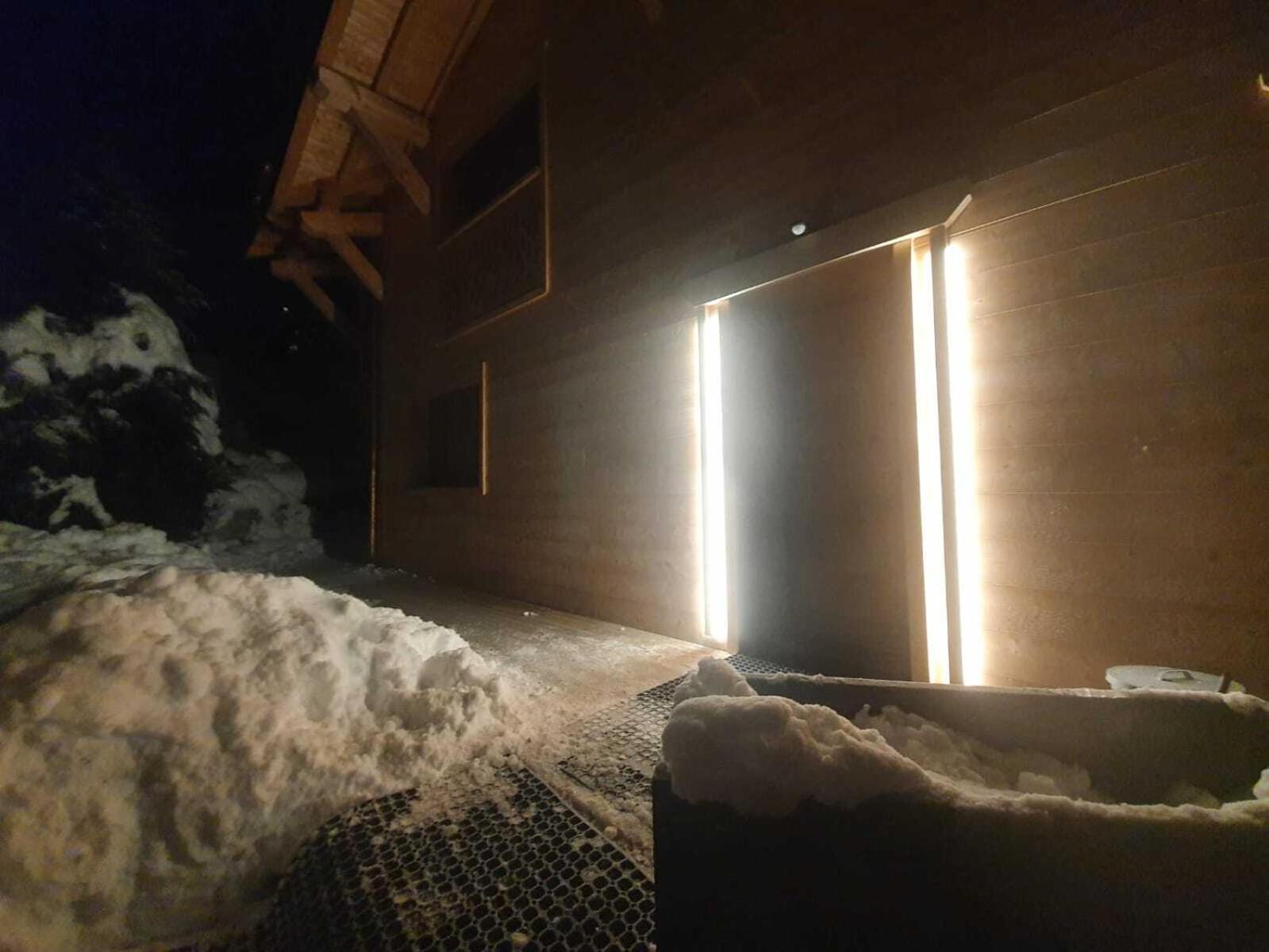 Chalet Delphinette - Spa Privatif Morzine Exterior foto
